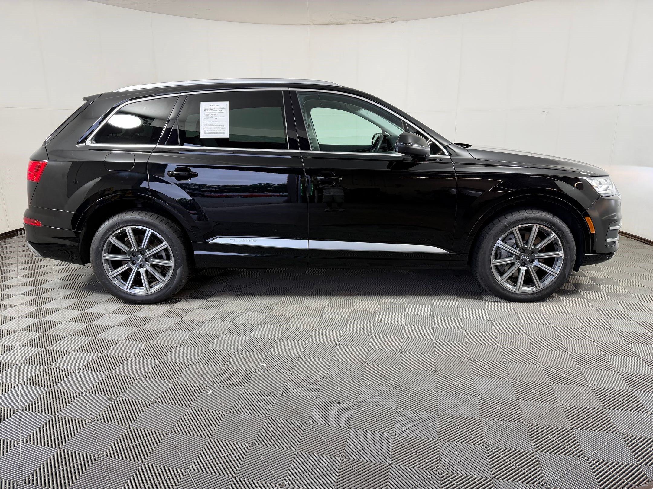 Used 2019 Audi Q7 3.0T Premium AWD/4WD image 8