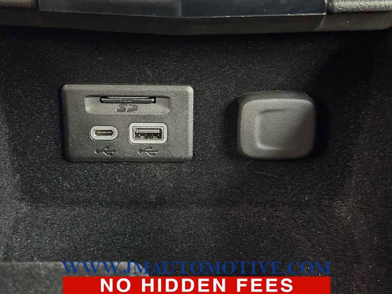 Used 2020 Cadillac XT4 Sport w/ Driver Awareness Package image 38