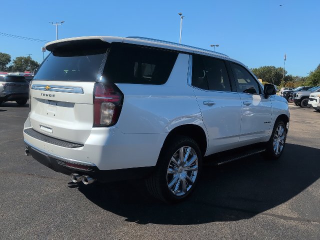 Used 2022 Chevrolet Tahoe High Country AWD/4WD image 11