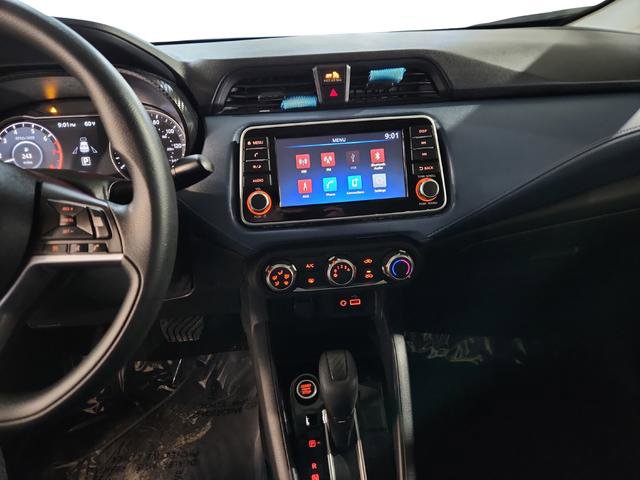 Used 2025 Nissan Versa SV image 15