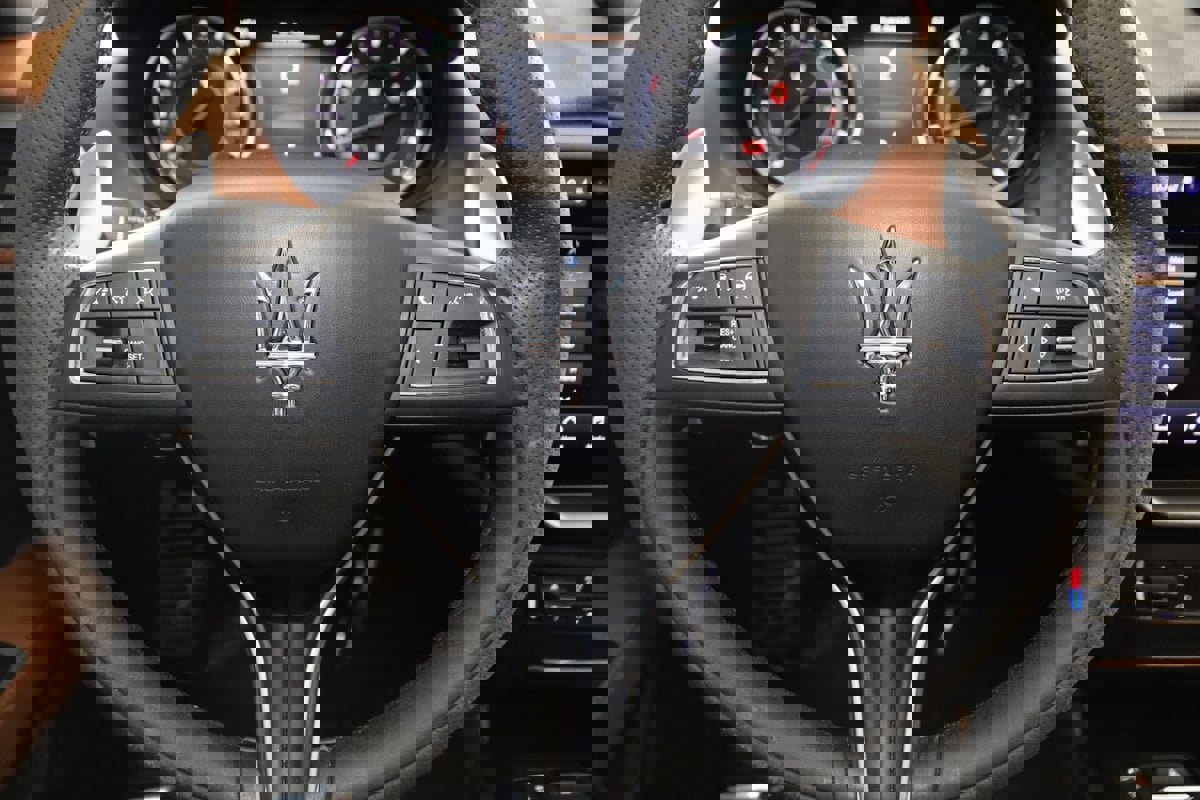 Used 2022 Maserati Ghibli Modena image 45