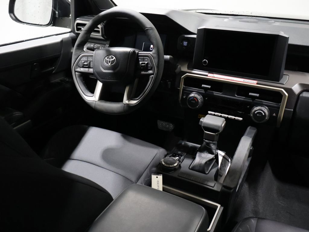 New 2026 Toyota Tacoma SR5 AWD/4WD image 17