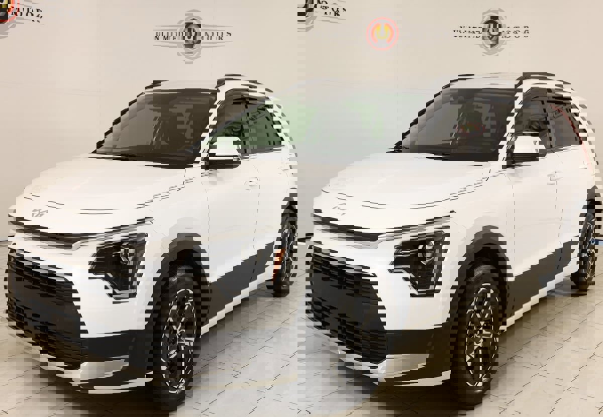 Used 2024 Kia Niro EX image 5