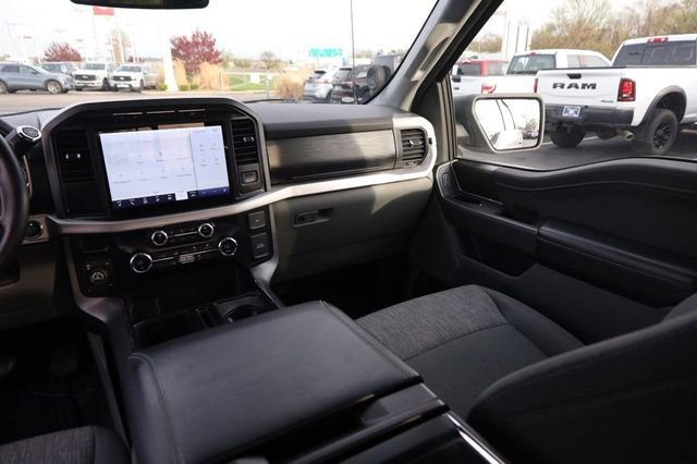 Certified 2021 Ford F150 XLT w/ Equipment Group 302A High image 25