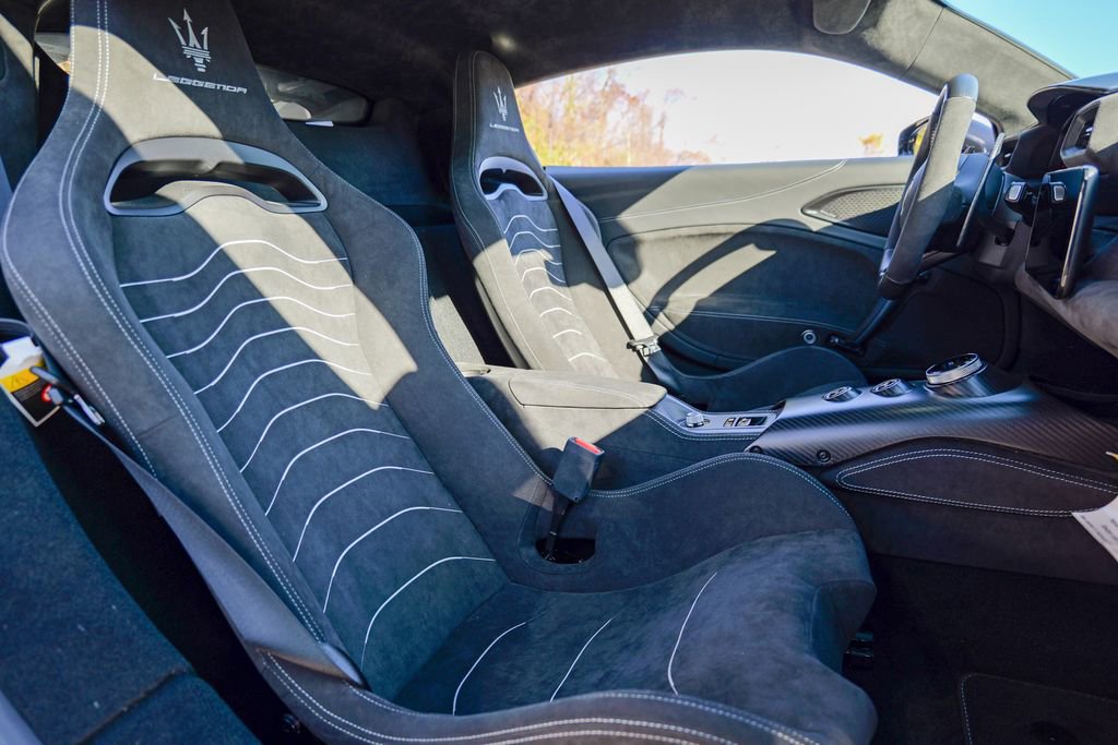 Used 2025 Maserati MC20 Coupe image 37