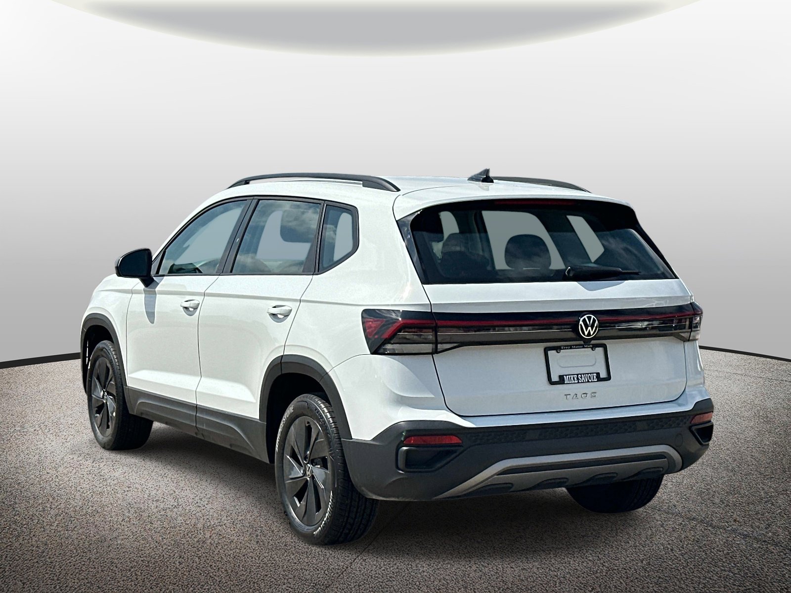 Used 2025 Volkswagen Taos S FWD image 3