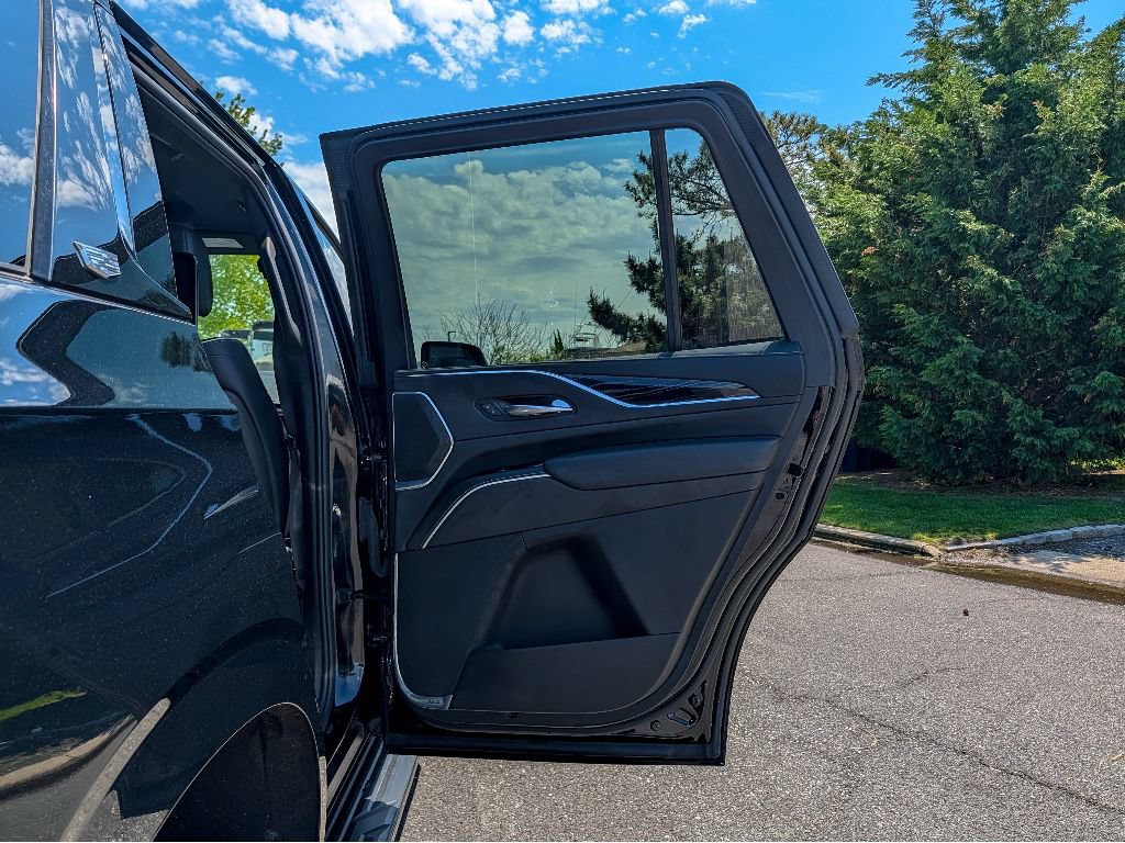 Used 2023 Cadillac Escalade Sport AWD/4WD image 22