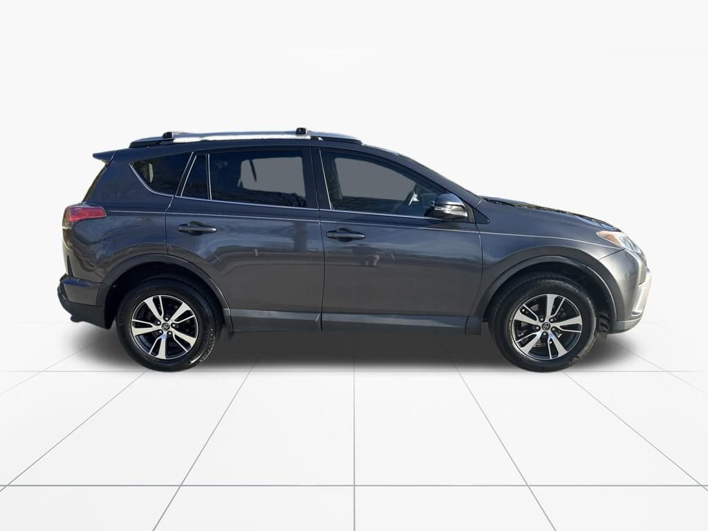 Used 2017 Toyota RAV4 XLE image 10