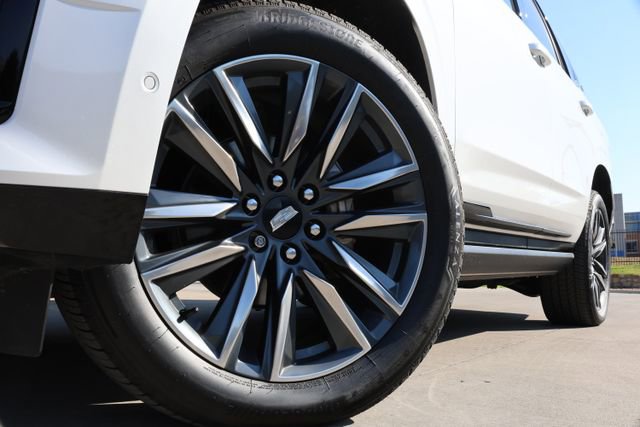 Used 2022 Cadillac Escalade Sport Platinum image 6