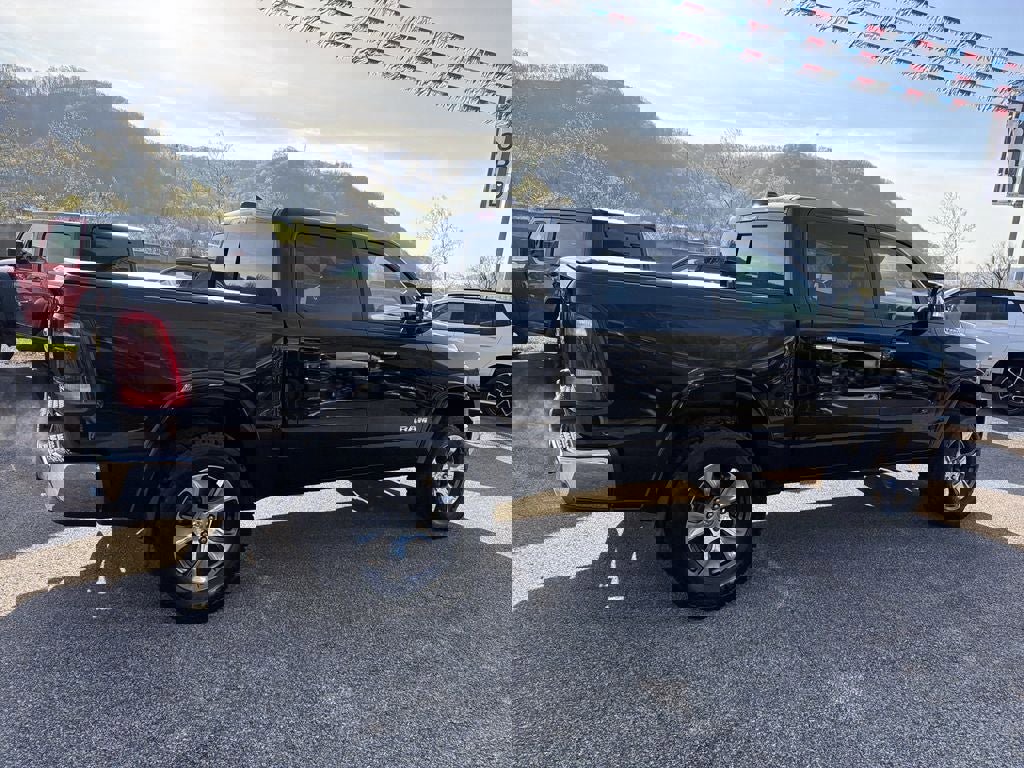 Used 2019 RAM 1500 Laramie image 3