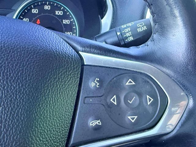 Used 2020 Chevrolet Traverse LT FWD image 25