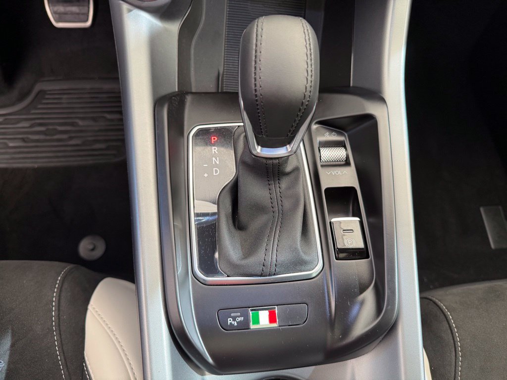 New 2026 Alfa Romeo Tonale w/ Active Assist Package AWD/4WD image 39