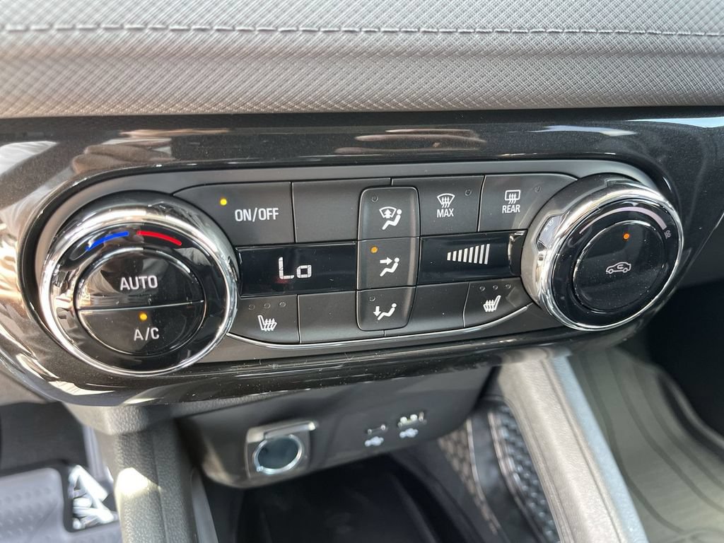 New 2026 Chevrolet TrailBlazer LT w/ Convenience Package FWD image 18