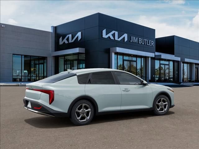 New 2026 Kia K4 LXS image 6