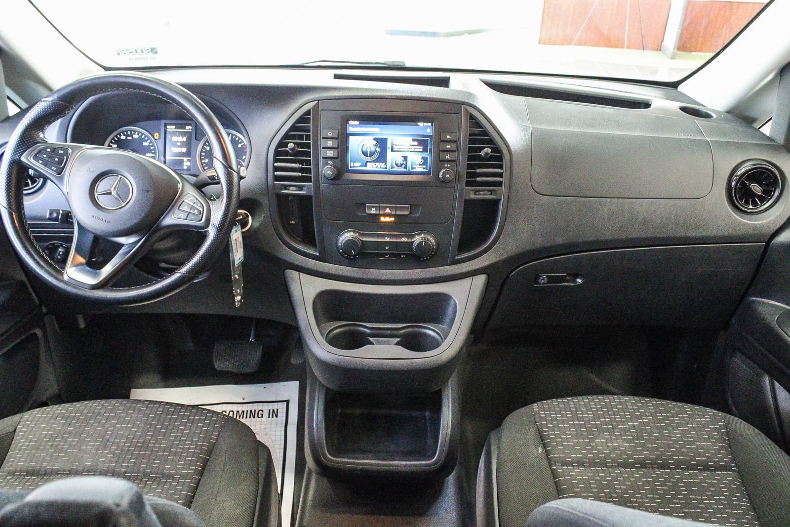 Used 2022 Mercedes-Benz Metris image 12