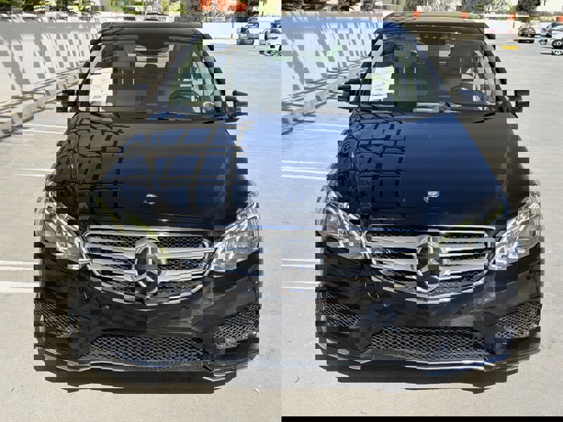 Used 2014 Mercedes-Benz E 250 BlueTEC Sedan image 2