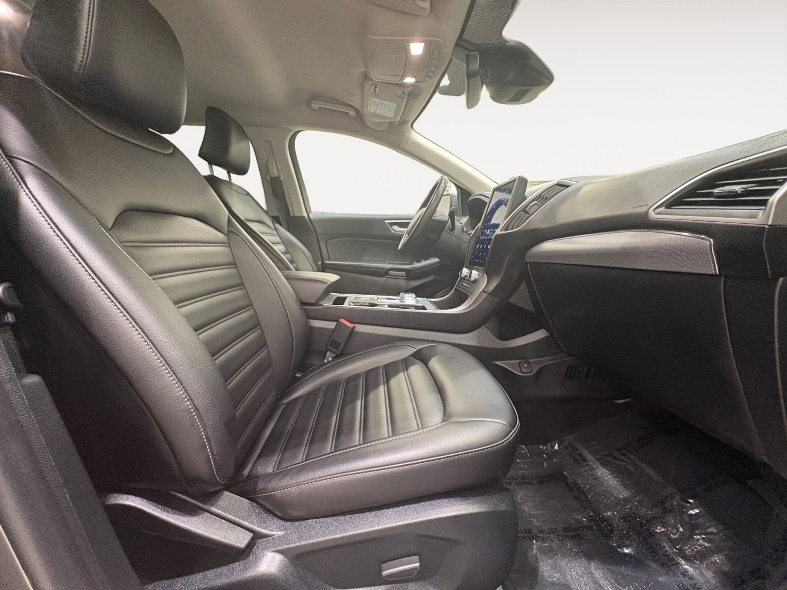 Used 2022 Ford Edge SEL w/ Convenience Package image 10