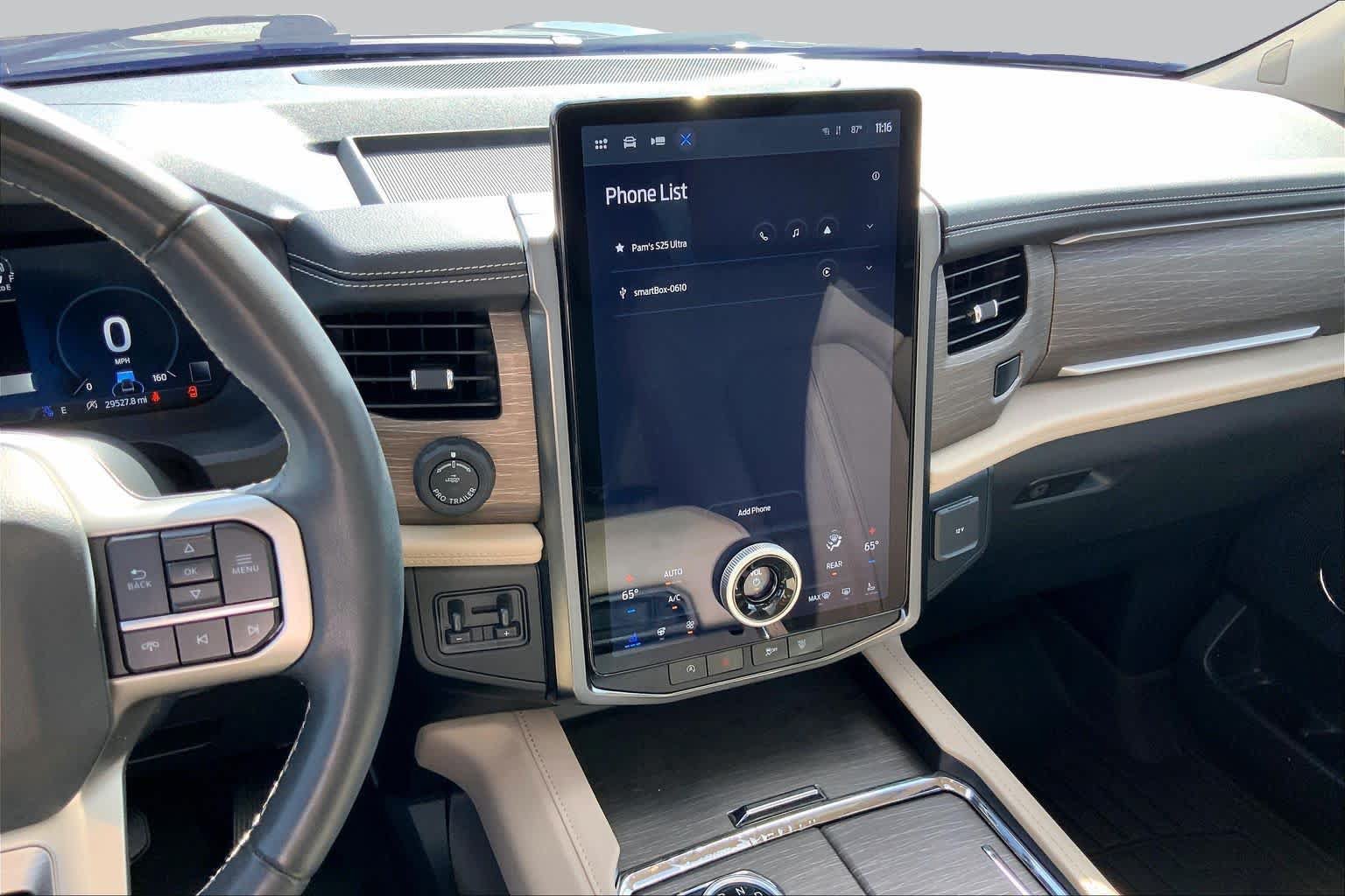 Used 2023 Ford Expedition Limited RWD image 7