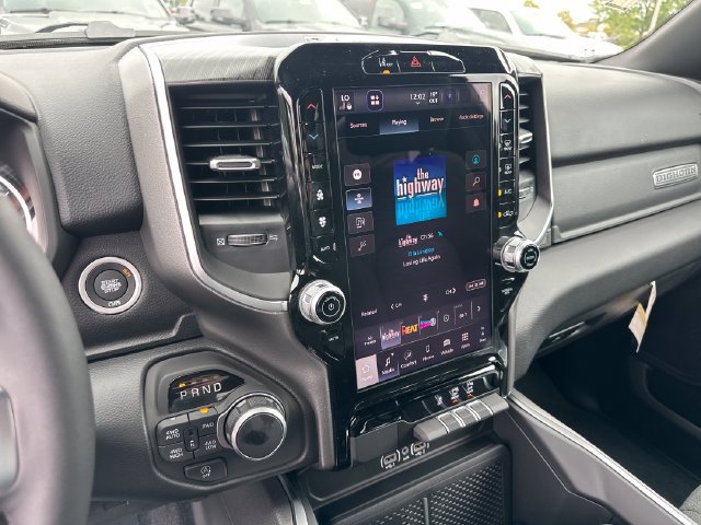 New 2027 RAM 1500 4x4 Crew Cab image 21