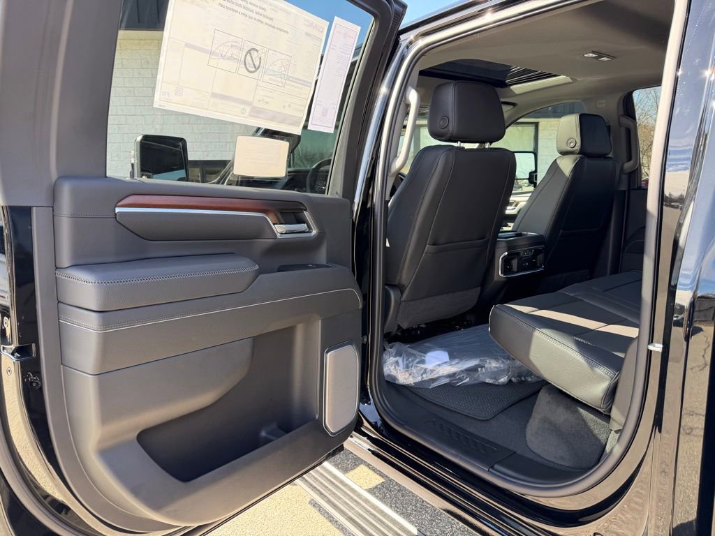 New 2026 GMC Sierra 2500 Denali w/ Denali Reserve Package image 19