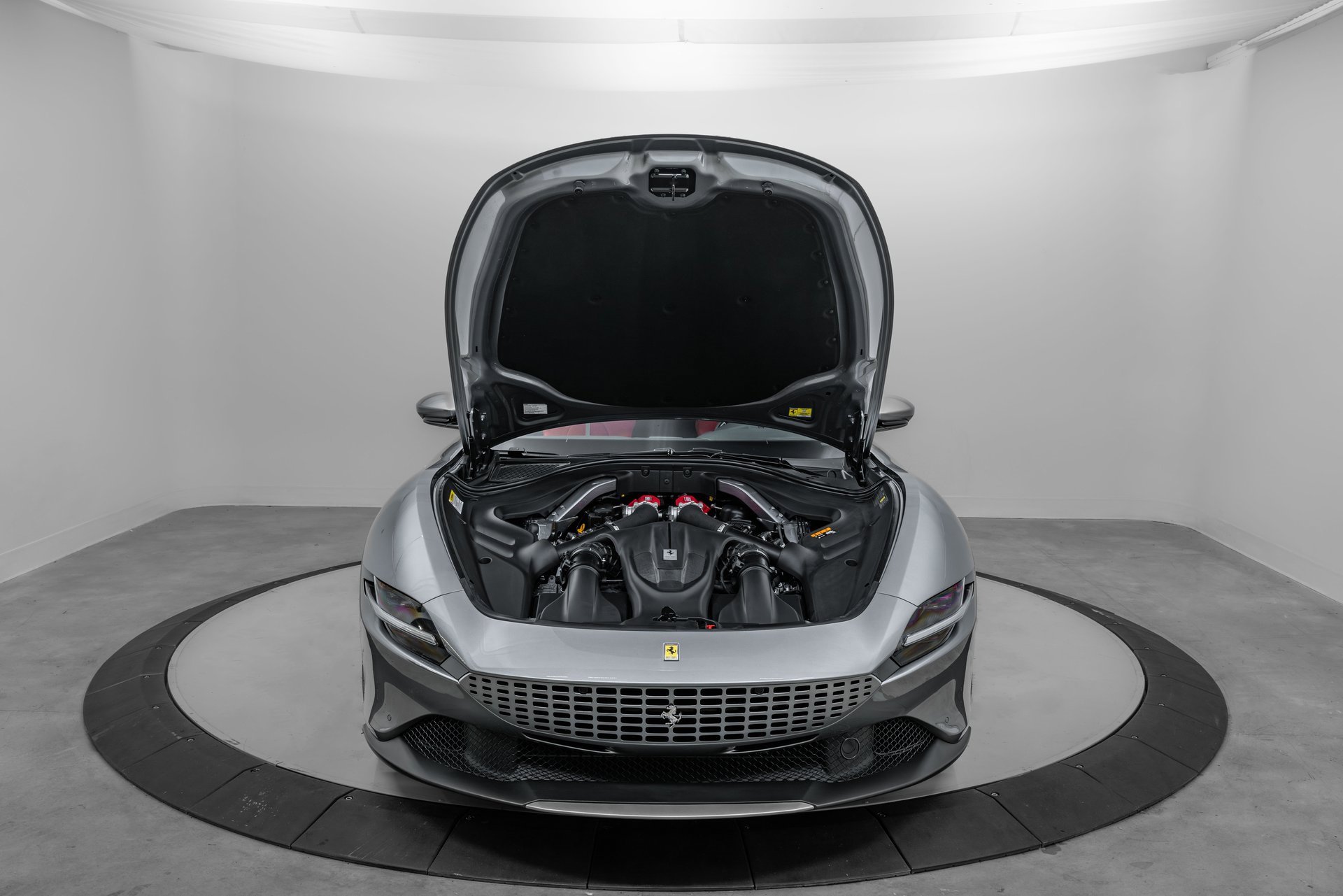 Certified 2024 Ferrari Roma Base image 20