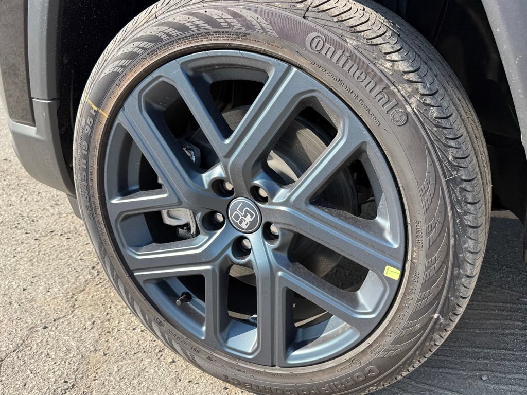 New 2026 Jeep Compass Latitude AWD/4WD image 10
