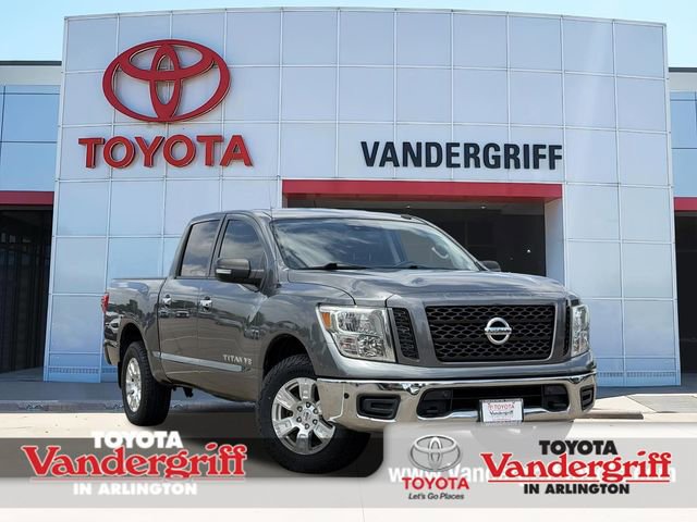 Used 2019 Nissan Titan SV w/ SV Convenience Package