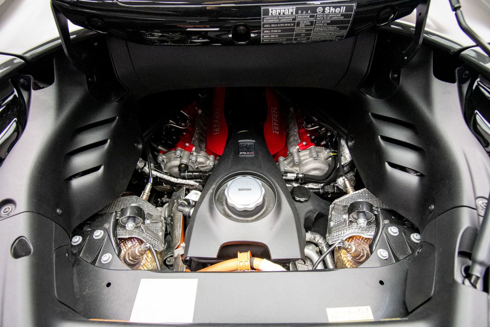 Used 2024 Ferrari SF90 Spider AWD/4WD image 43
