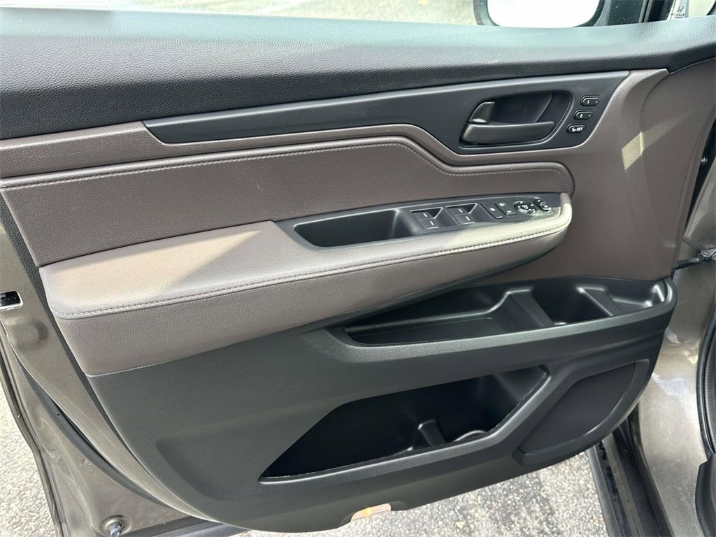 Certified 2023 Honda Odyssey EX-L image 13