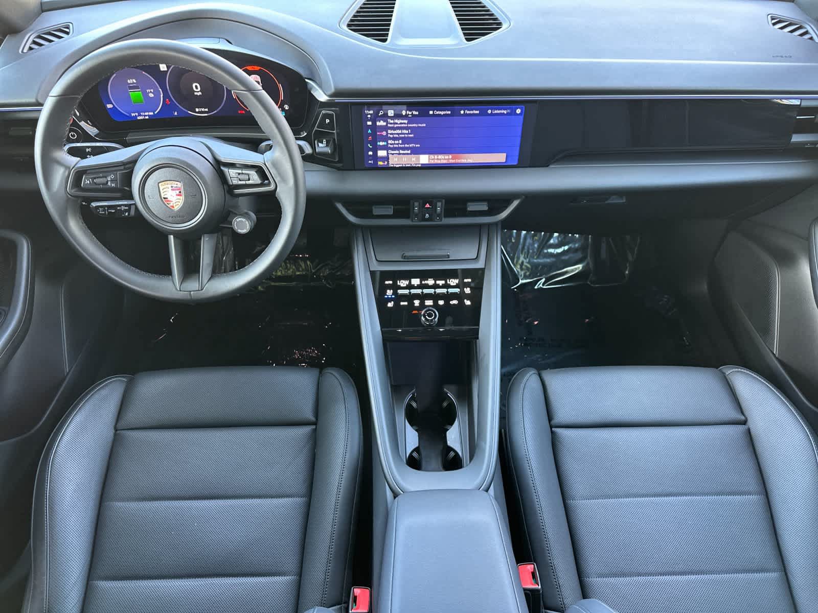 Certified 2025 Porsche Macan Electric RWD image 6