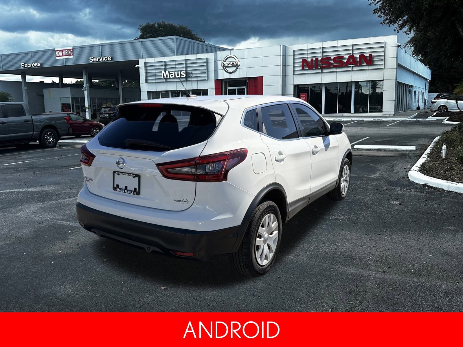 Used 2020 Nissan Rogue Sport S image 4