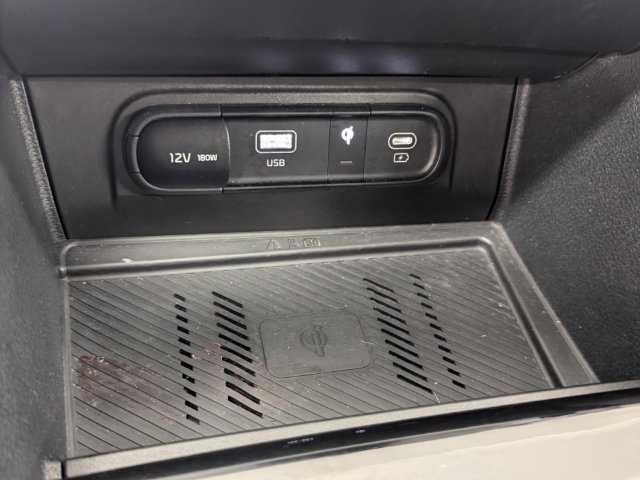 Used 2023 Kia Sportage EX FWD image 21