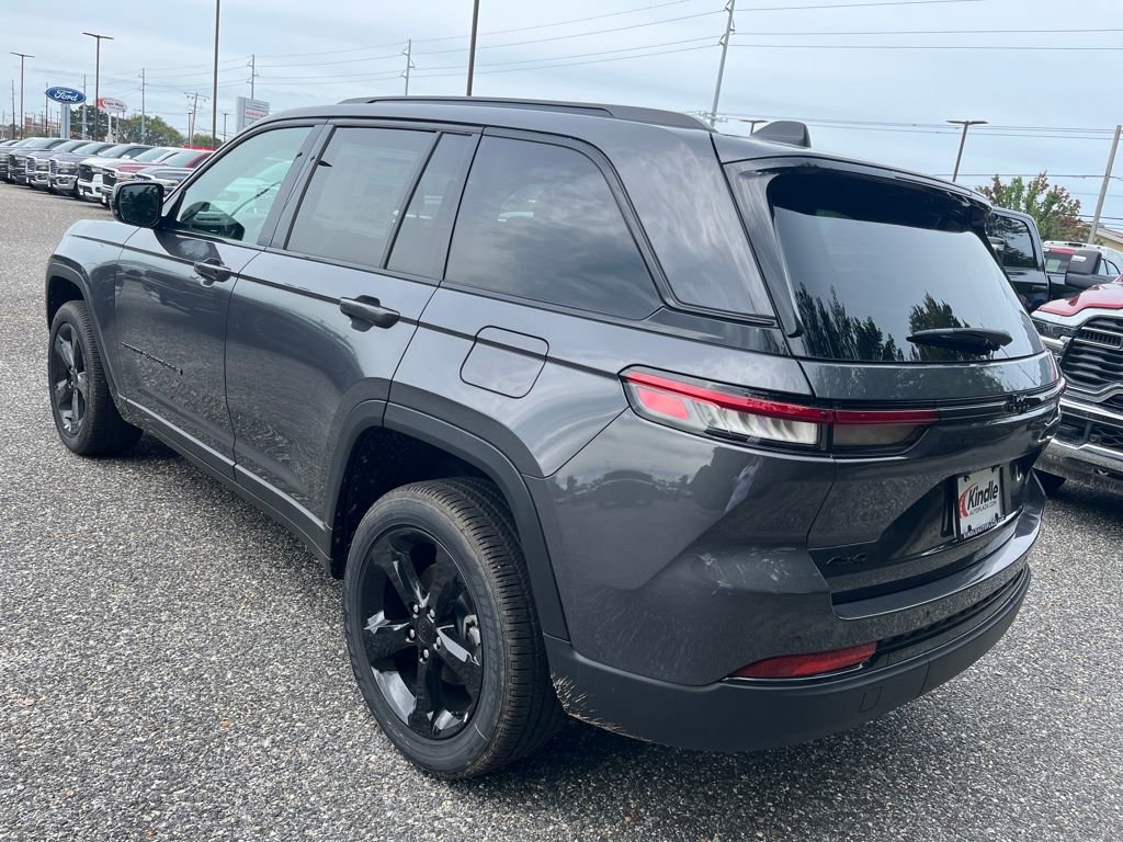 New 2025 Jeep Grand Cherokee 4WD image 27