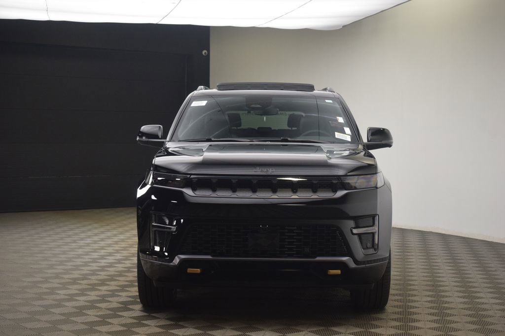 New 2026 Jeep Grand Wagoneer 4WD image 2
