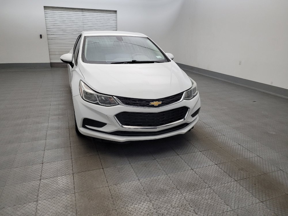 Used 2017 Chevrolet Cruze LS FWD image 14