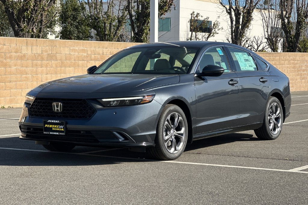 New 2026 Honda Accord EX-L image 8