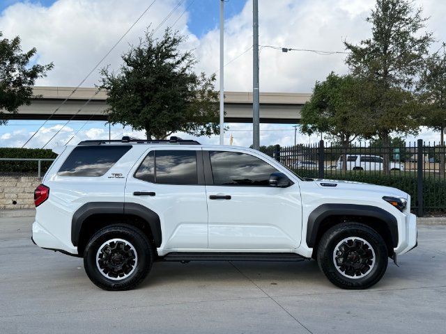 Used 2026 Toyota 4Runner TRD Off-Road Premium AWD/4WD image 7