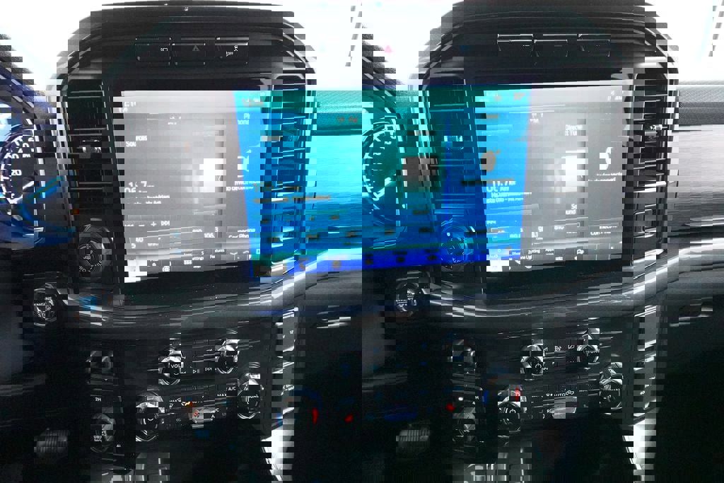 Used 2022 Ford F150 XLT w/ Equipment Group 302A High image 15