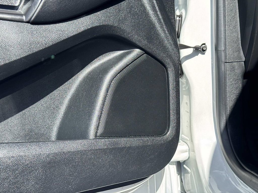 Certified 2022 Ford Edge ST-Line image 19