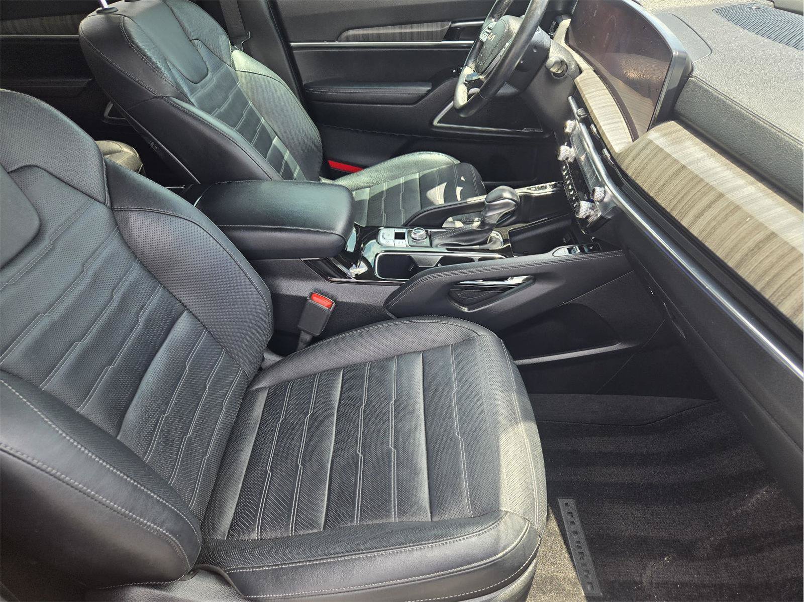 Used 2023 Kia Telluride SX Prestige AWD/4WD image 14