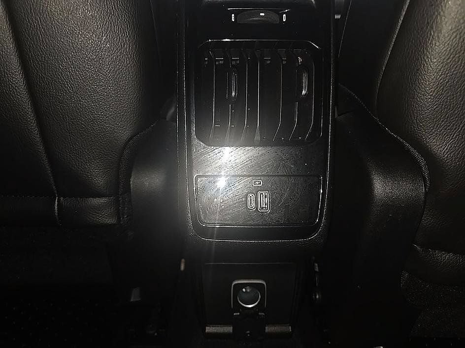 Used 2023 Jeep Compass Latitude w/ Convenience Group AWD/4WD image 35