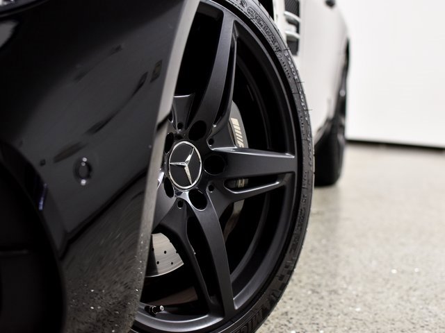 Used 2019 Mercedes-Benz AMG GT image 5