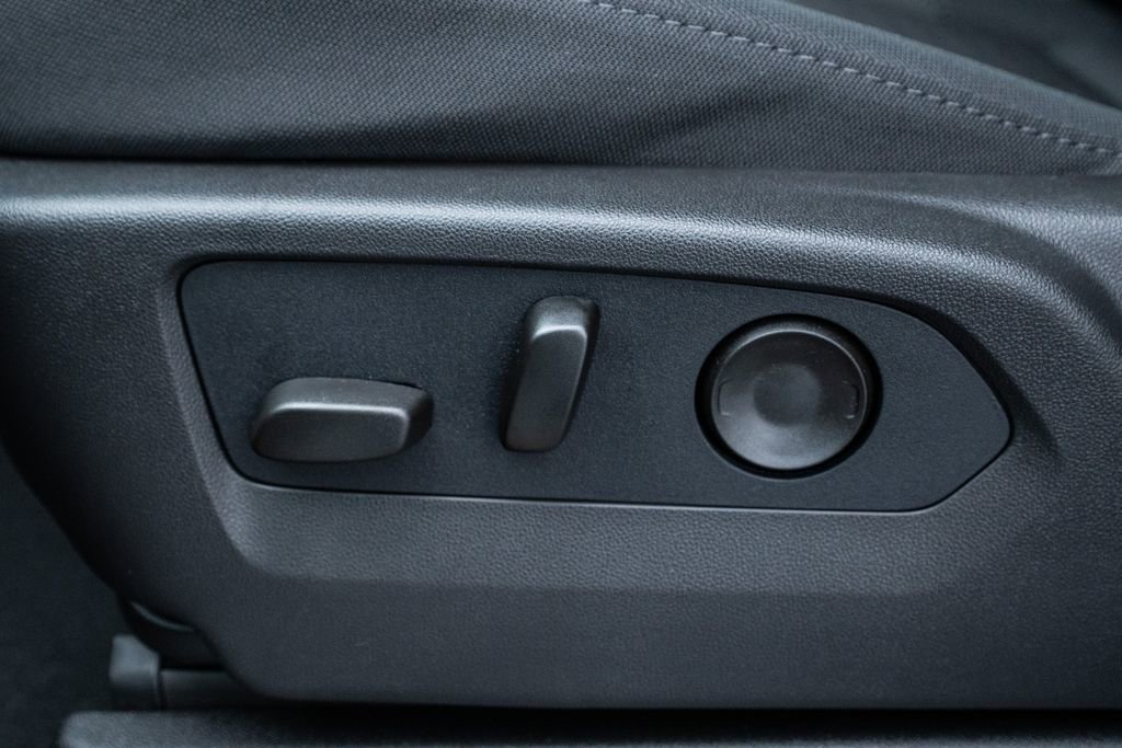 New 2026 Chevrolet Tahoe LS image 20