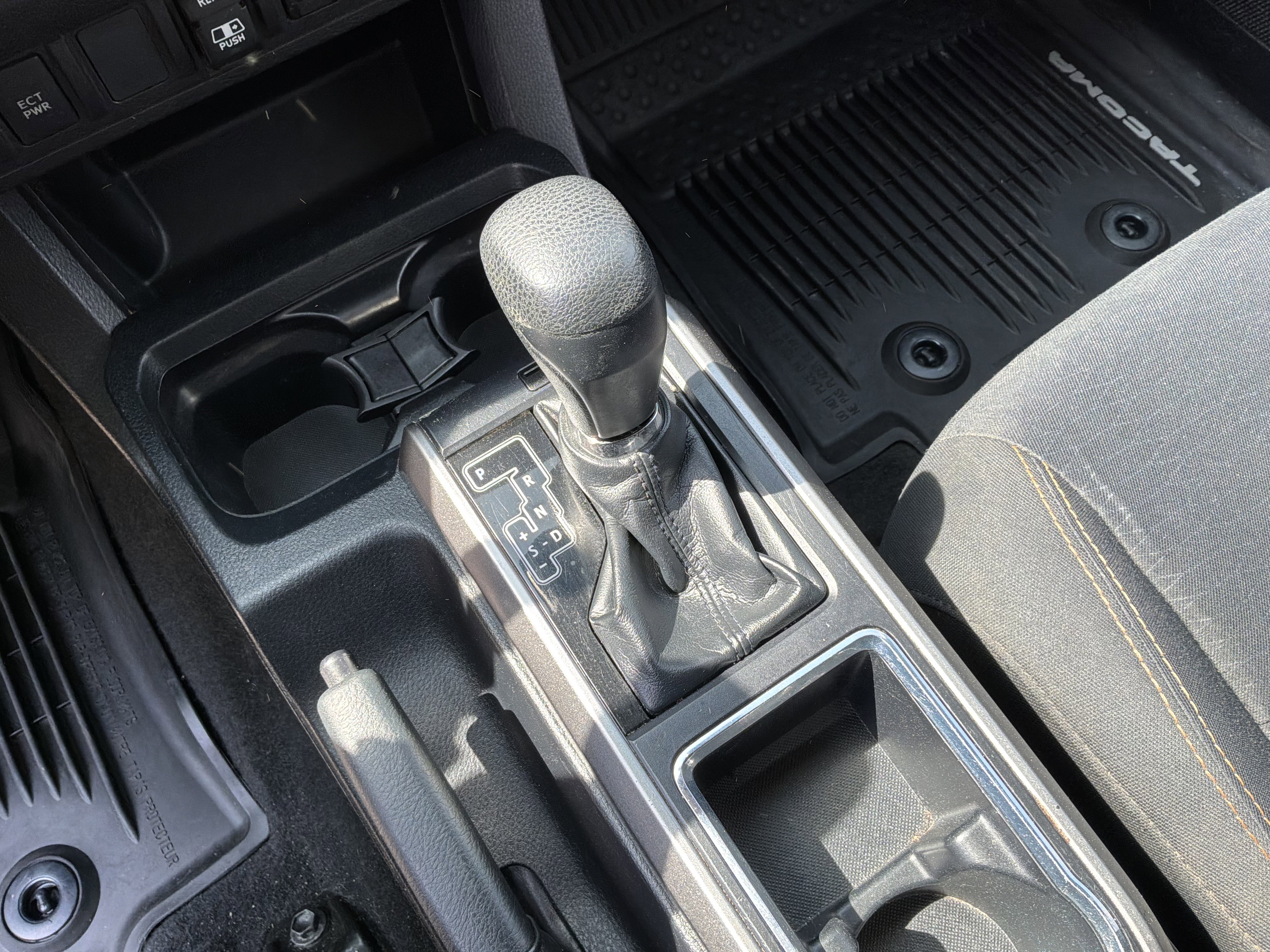 Used 2019 Toyota Tacoma SR5 RWD image 26