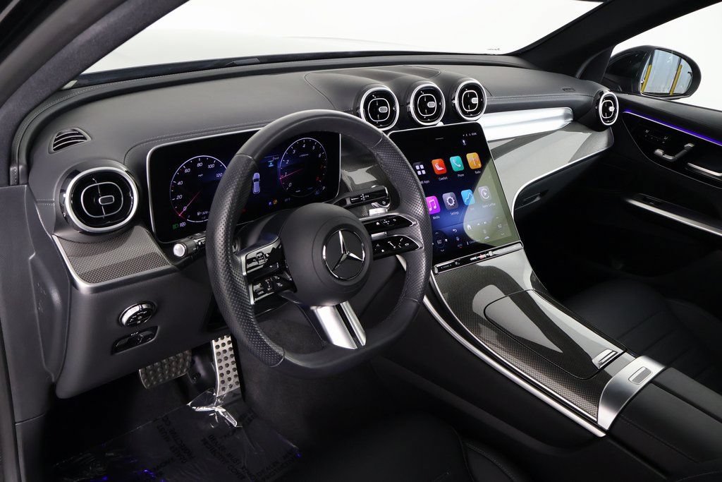 Certified 2026 Mercedes-Benz GLC 300 image 7