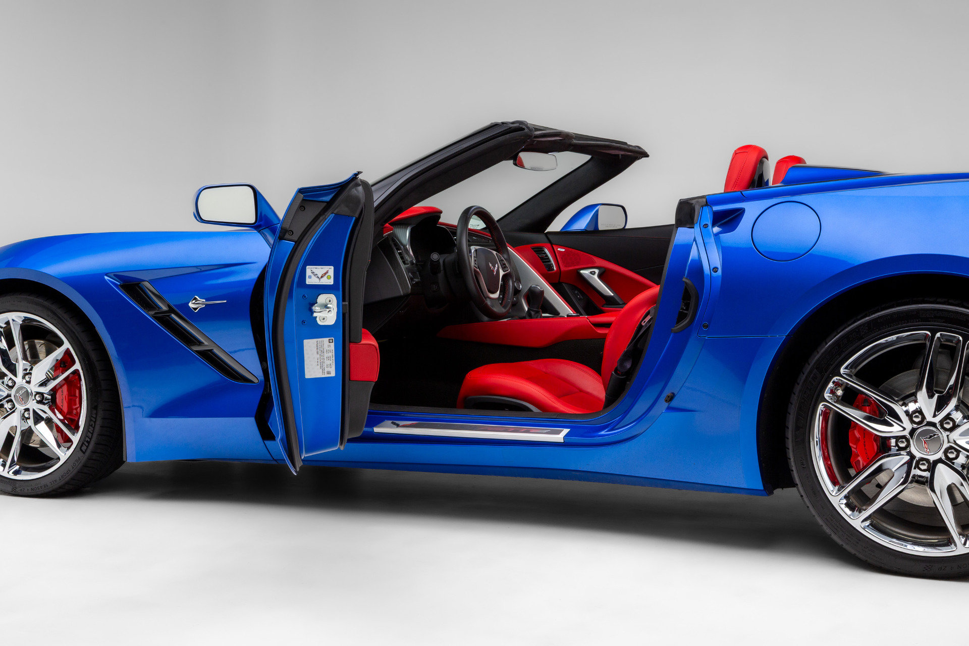 Used 2014 Chevrolet Corvette Stingray Convertible w/ 3LT Preferred Equipment Group image 22