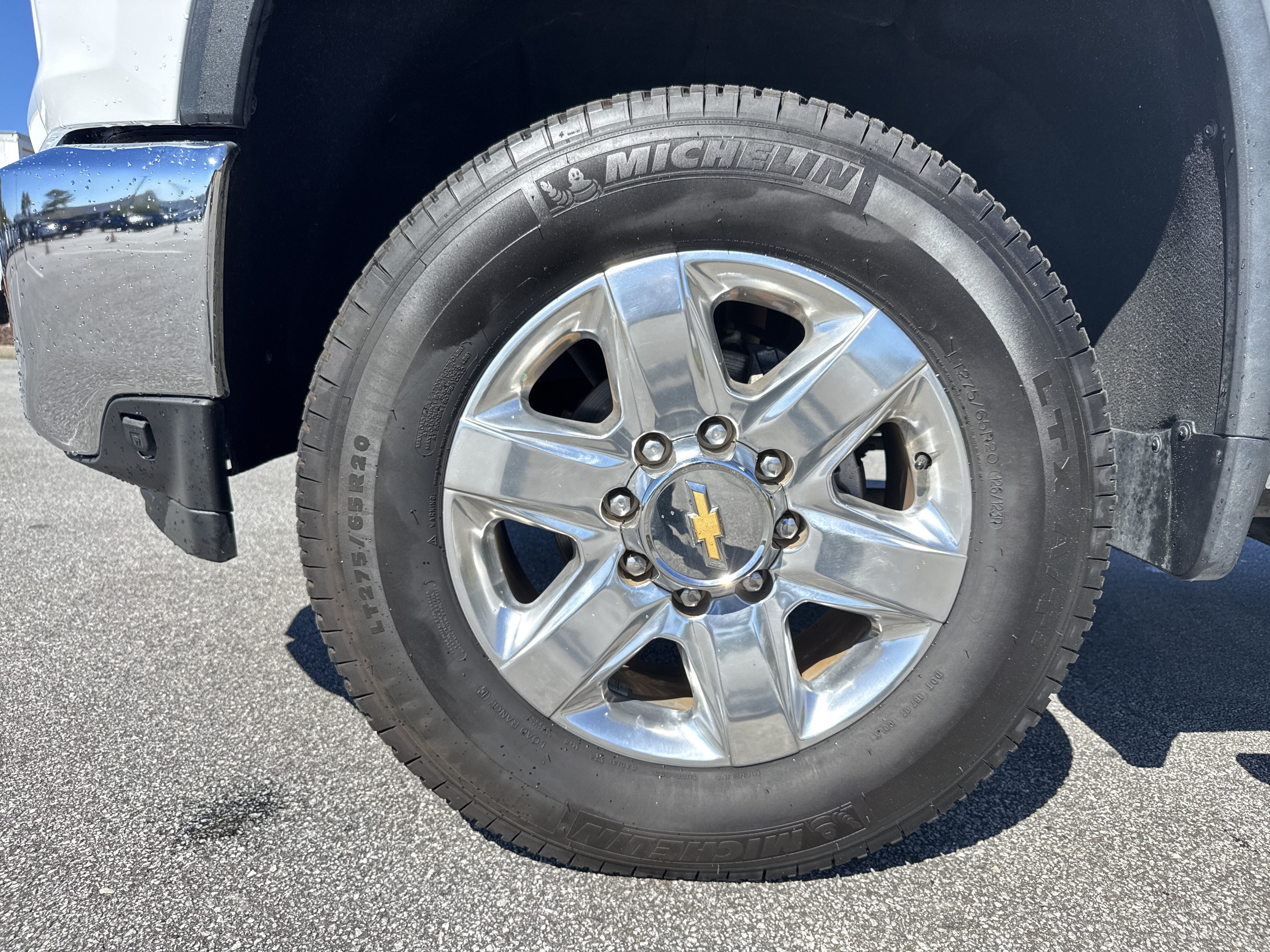 Used 2023 Chevrolet Silverado 2500 LTZ AWD/4WD image 13