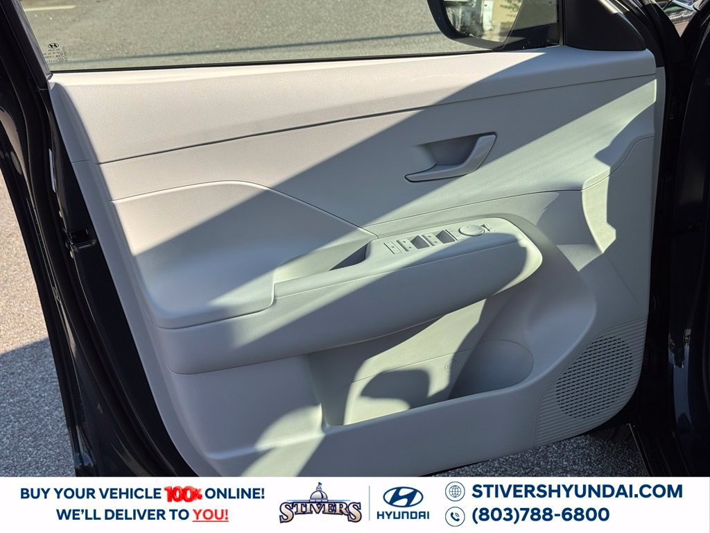 New 2027 Hyundai Kona SE FWD image 20
