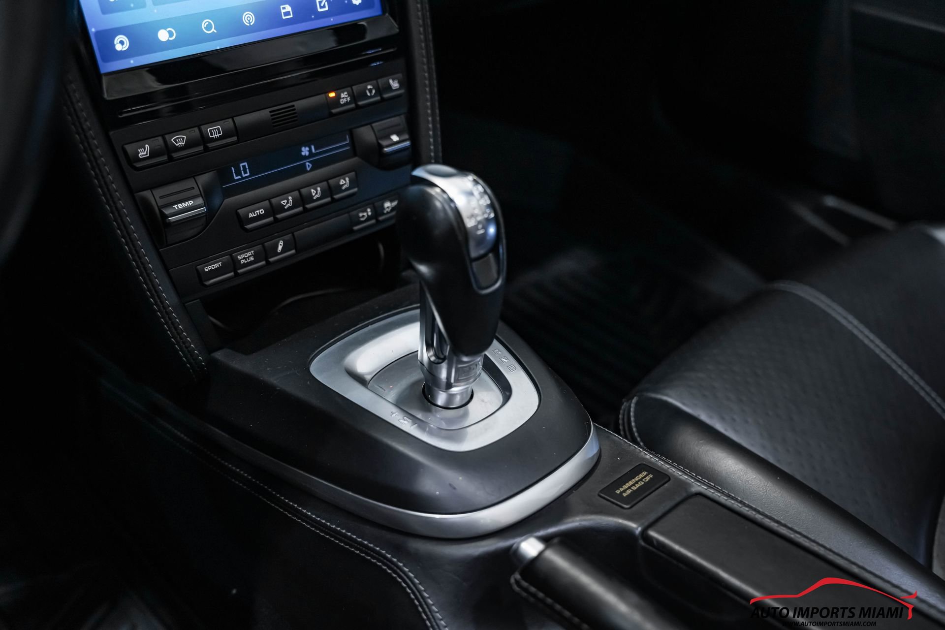 Used 2012 Porsche 911 Turbo S image 75