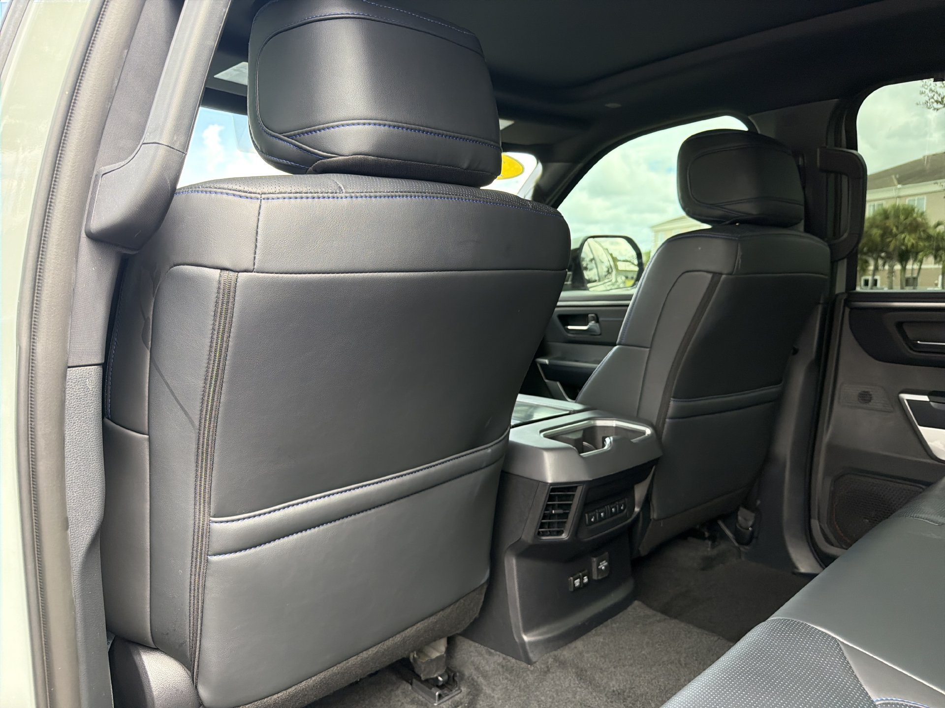 Used 2025 Toyota Tundra Platinum AWD/4WD image 18